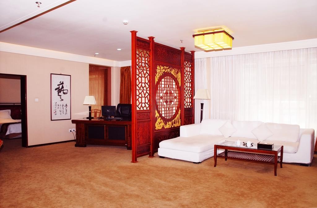 Datong Jinhe Kailong Hotel Buitenkant foto