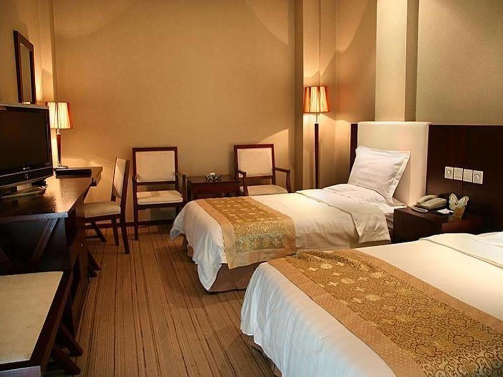 Datong Jinhe Kailong Hotel Buitenkant foto